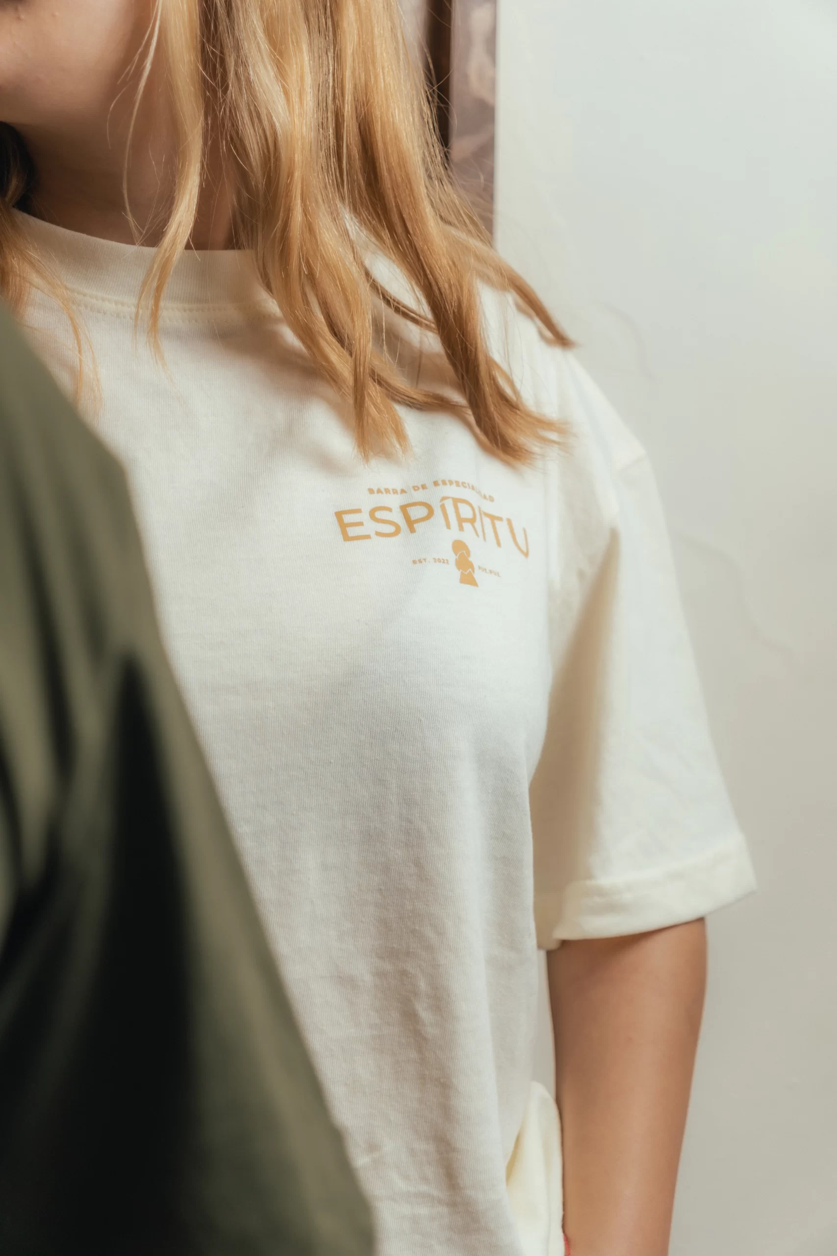 Playera Bourbon – Oversize Unisex - Imagen 2